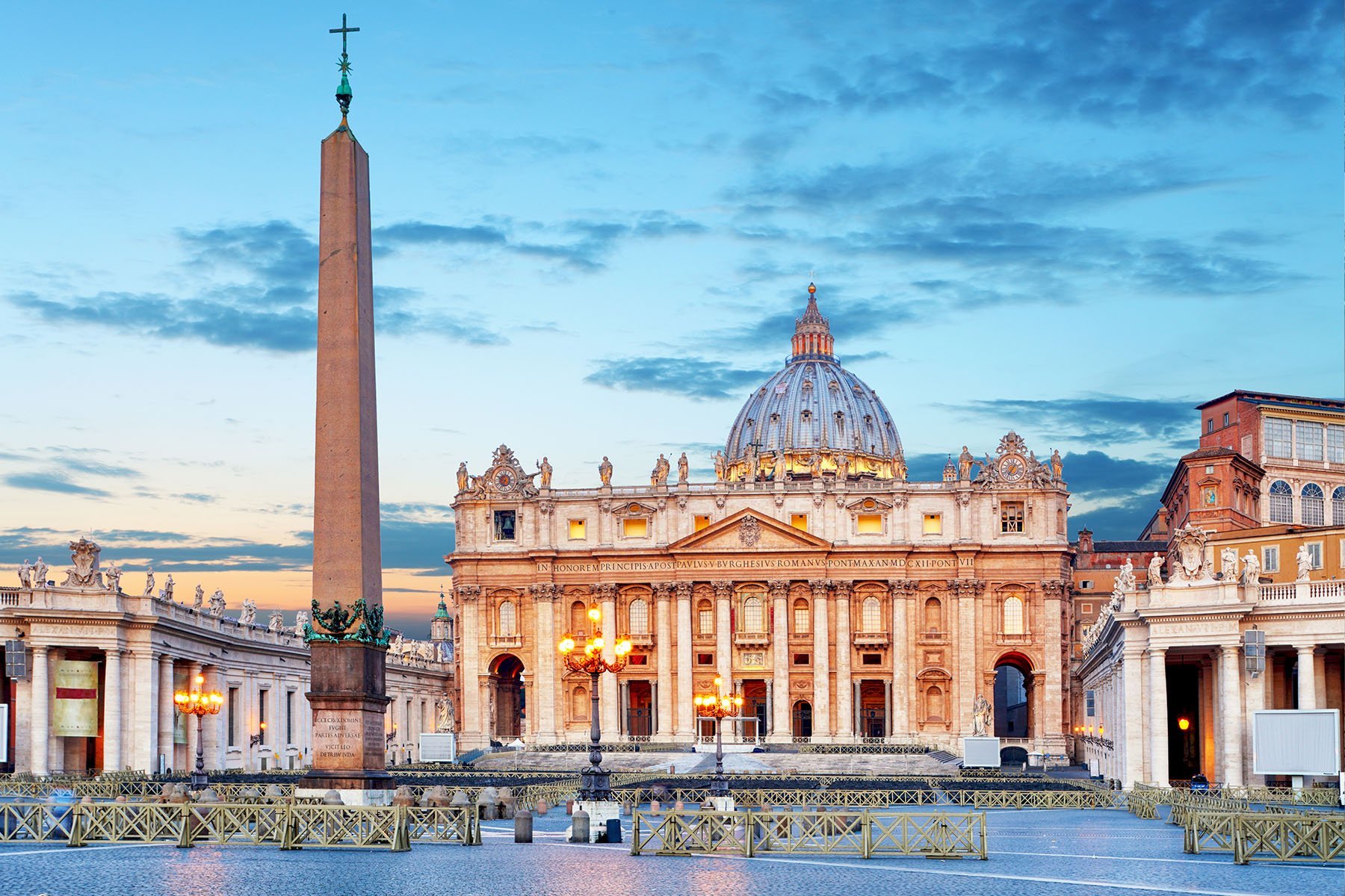 De Vaticaanse obelisk op het Sint Pietersplein in Vaticaanstad